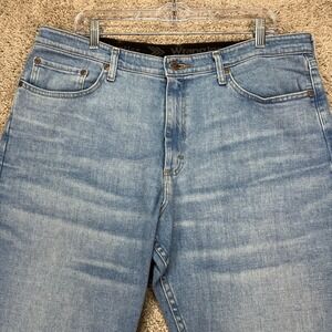 Wrangler Authentics Jeans Mens 36x32 Light Wash Straight Leg Denim Stretch Waist